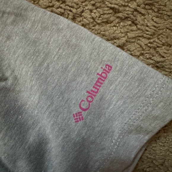Women’s Columbia Top - Picture 3 of 6